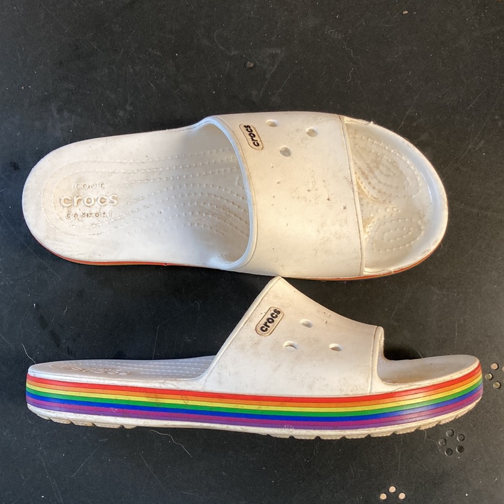 Crocs White/Rainbow Sliders size 8
